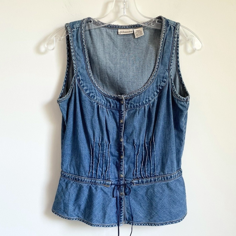Vintage Denim Blue Button-Front Sleeveless Top